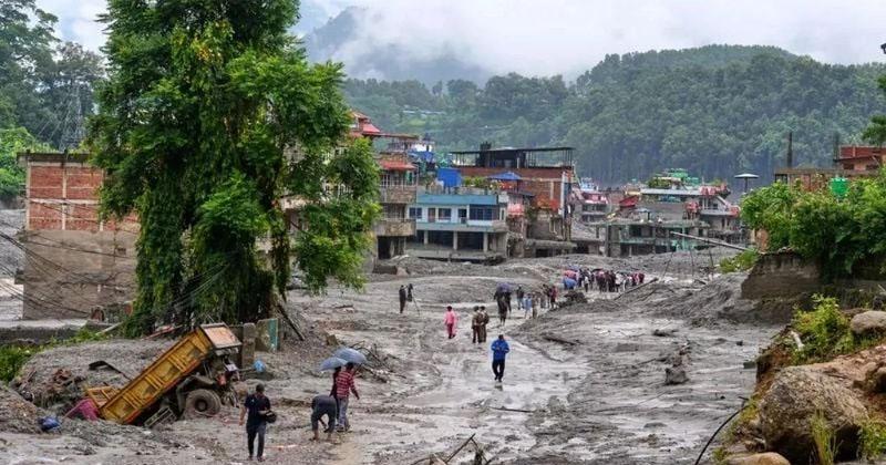 Nepal disaster: Death toll rises to 903