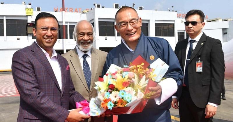Bhutan PM makes brief stopover in Dhaka